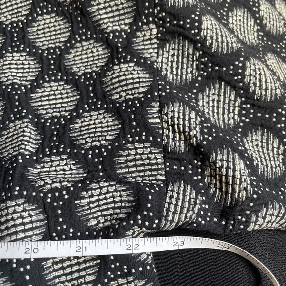 NWT  H&M kimono style black and white jacket - Picture 6 of 7